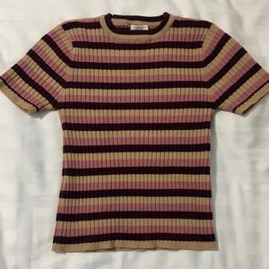 Ribbed short sleeve sweater top